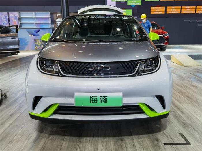 比亚迪公布1月销量：新能源车再破9万，汉EV同比涨8.1%
