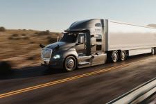 研究：自动驾驶卡车将取代美国50万就业岗位