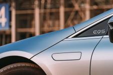 试驾奔驰EQS：这就是百万级电车的快乐