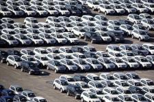 商务部：新能源汽车8月份销量同比增长27%