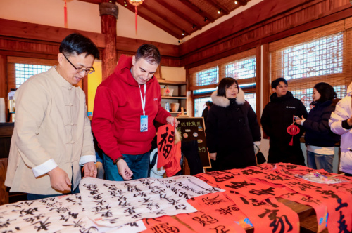 挑战冰雪极寒 共享皮卡文化盛宴 长城炮全性能家族征战长白山 挑战冰雪极寒 共享皮卡文化盛宴 长城炮全性能家族征战长白山