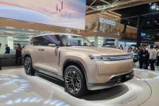 定位大6座休闲SUV，星途天玑概念车发布