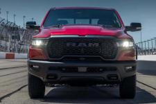 搭载Hemi V-8发动机的Ram1500人气爆棚