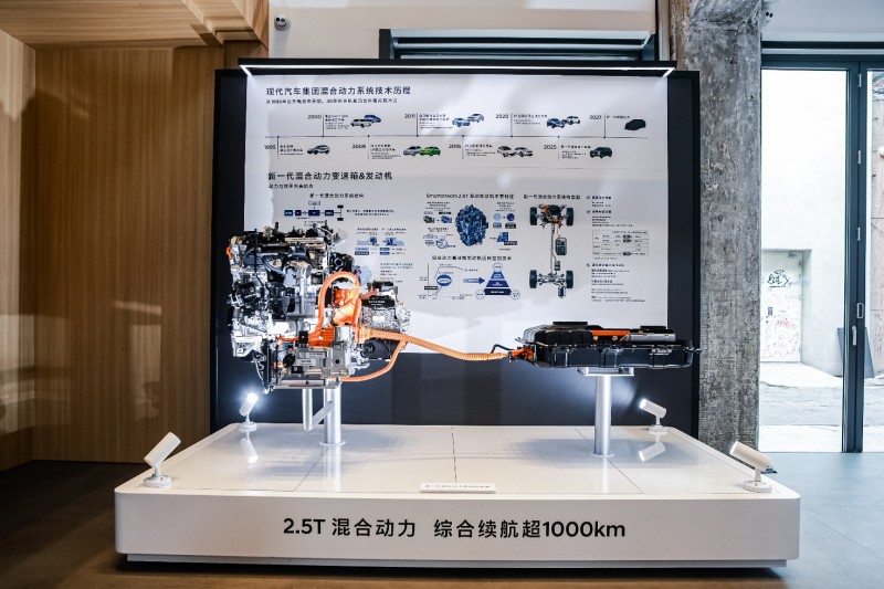 新一代混动系统首次搭载于新一代帕里斯帝车型上,综合续航超1000km