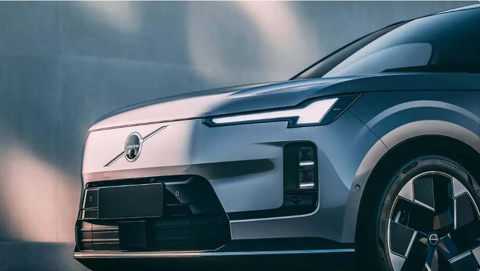 沃尔沃CEO认为，到2035年所有新车都将实现电动化：“开弓没有回头箭”