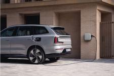 2026款沃尔沃EX90将采用800伏系统，实现更快电动车充电速度