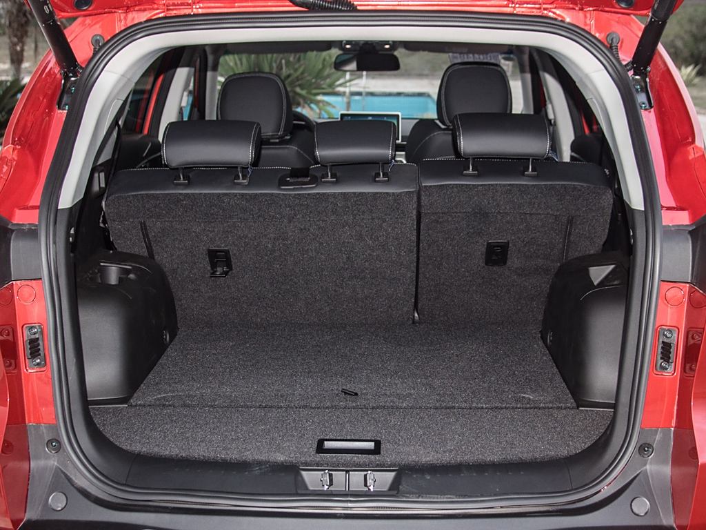 选车关注后备厢？不同车型空间实用性差异解析，含具体容积数据