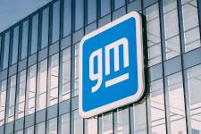 “我们正调整架构：”通用汽车软件部门负责人在重大改革中离职