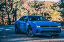 2026款道奇Charger Sixpack：一款全天候肌肉车