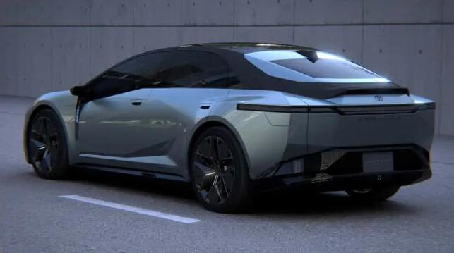 丰田拟将汽车生命周期延长至九年