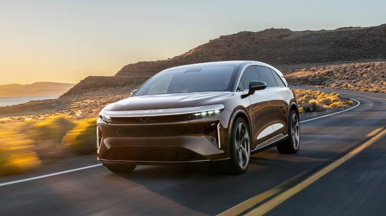 起售价8.155万美元，Lucid Gravity Touring版正式开售，续航达337英里