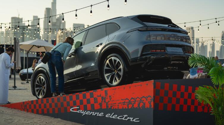 2026款保时捷卡宴纯电版获创纪录早期订单量