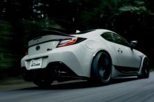 普利司通搏天族RE-71RS继任者将于除夕夜发布  