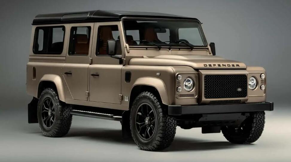 300小时纯手工喷漆!路虎经典卫士V8定制版售19万英镑