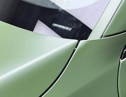 普通漆、金属漆、珠光漆怎么养？一文读懂不同车漆维护核心