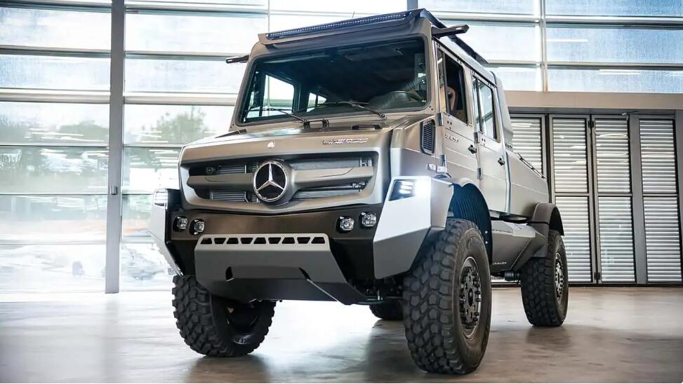 打破“工具车”刻板印象！奔驰推奢华版乌尼莫克，300马力+真皮内饰