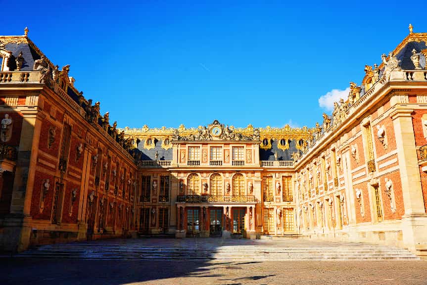 神咖咖驾到！圣佳全球首发IP形象定名，定义高端隔热新美学