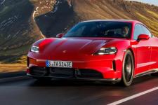 去年欧洲售出的保时捷每三辆中就有一辆是电动车