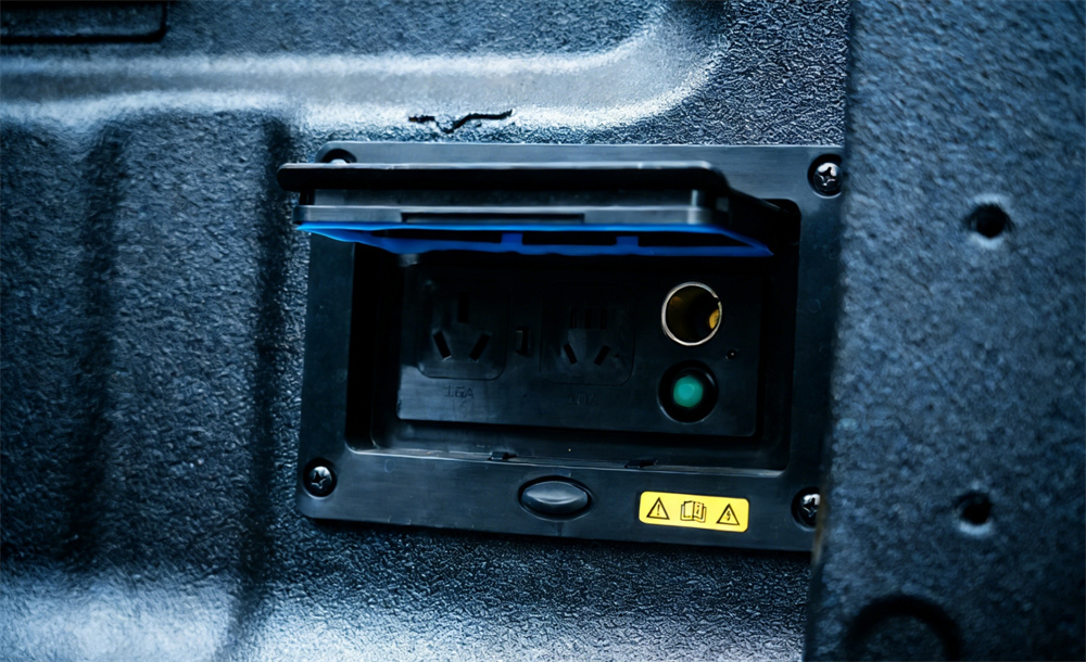 威麟R08 EV：纯电皮卡的“创富务实派”，是否能改写市场游戏规则？