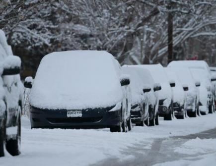 严寒天气对汽车的影响及应对办法