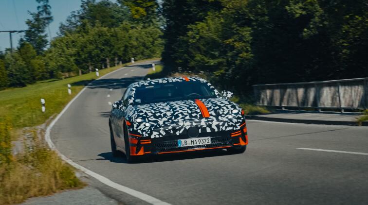 梅赛德斯-AMG计划2027年底推出第三款纯电车型