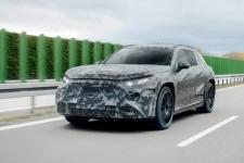 梅赛德斯-AMG计划2027年底推出第三款纯电车型