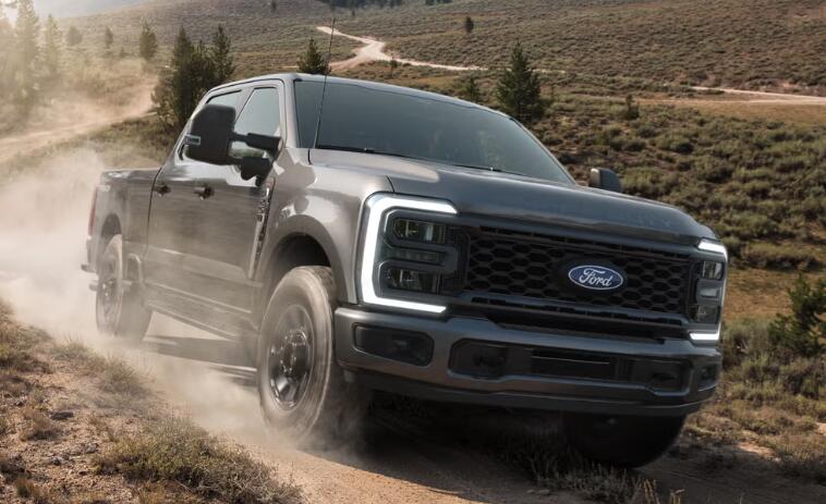 2027款福特Super Duty皮卡：多数车型可直接换装35英寸轮胎