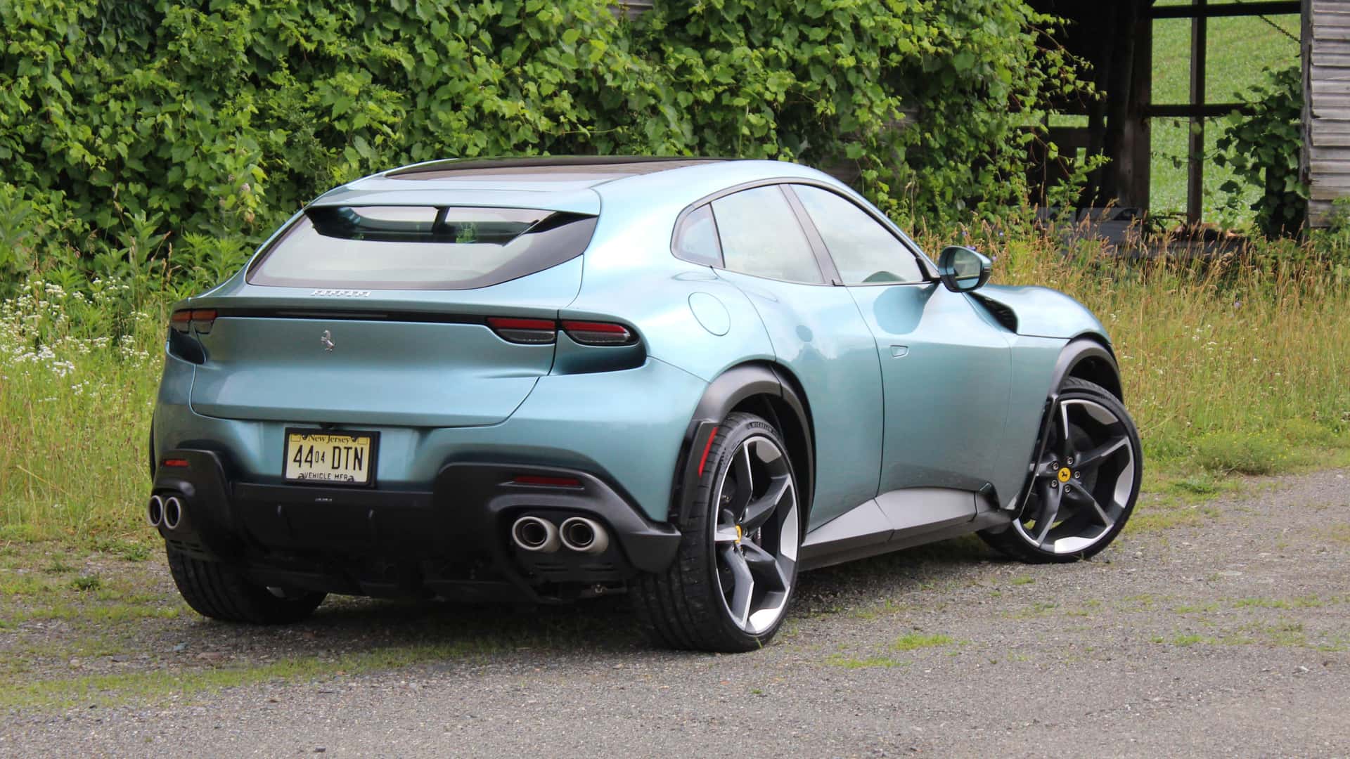 法拉利正打造更强悍V12 SUV，全新高性能版Purosangue来袭