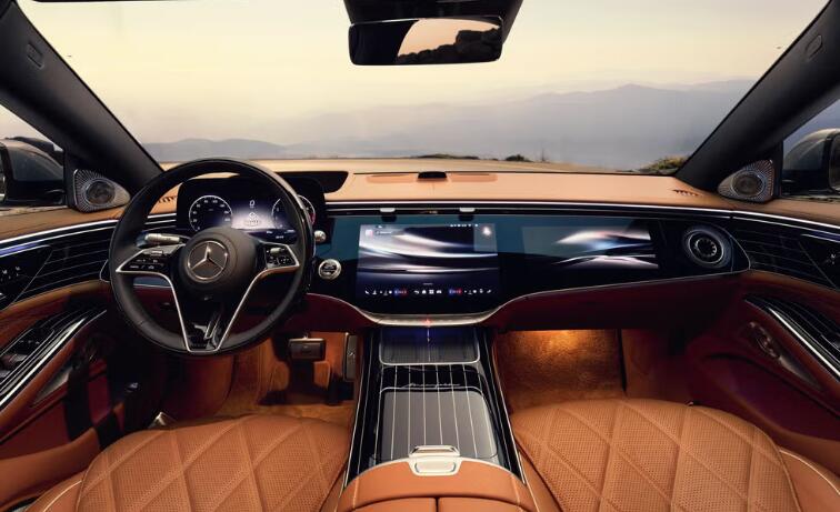 新款迈巴赫S级保留V12发动机，但并非全球同步搭载