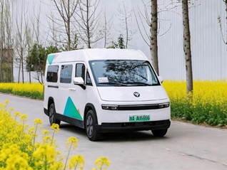 图雅诺&风景“百城快闪”走进郑州，全新升级演绎城配物流全场景解决方案