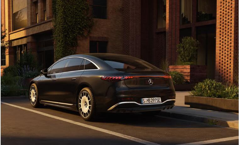 2027款奔驰EQS轿车：外观微调之下暗藏重磅升级