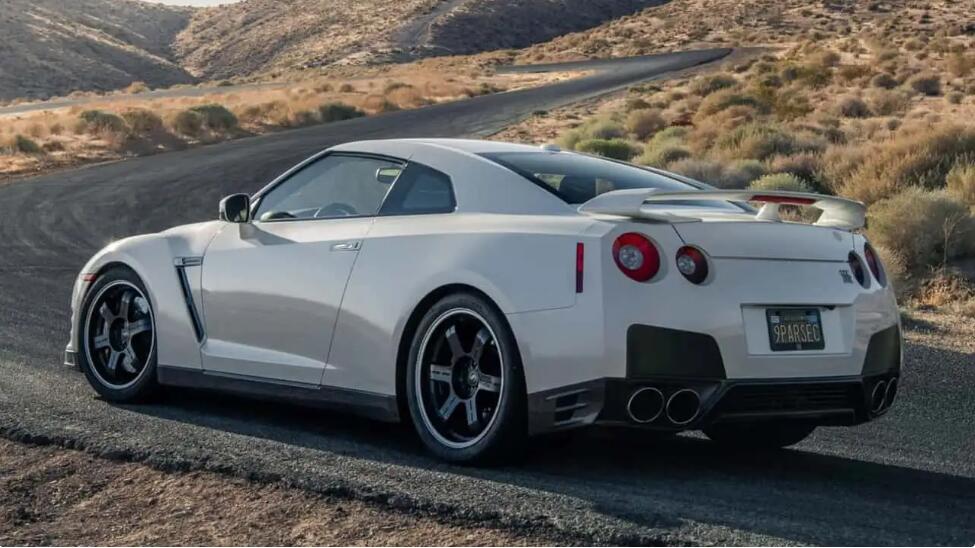 日产GT-R R36将不会推出纯电版:“绝无电动GT-R”