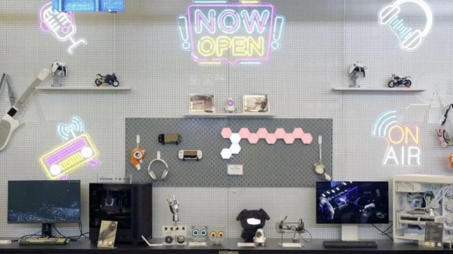 潮玩展区整体陈列