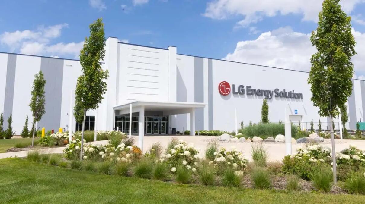 LG新能源全新巨型电池工厂正式投产