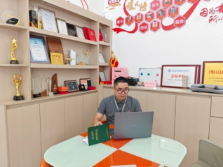 扎根岭南都会，易鑫以“朋友式服务”铺就汽车金融信任路